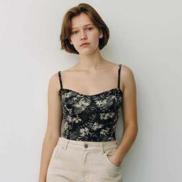 Hollister Black Floral Fitted Crop Top Size S – 90s Y2K Stretch Cotton Bustier S - Picture 2 of 2